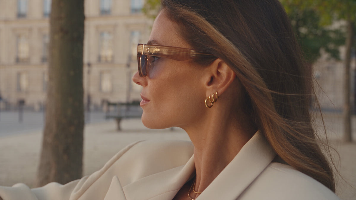 Video: model wearing Yume Aurien – Brown/Blue sunglasses